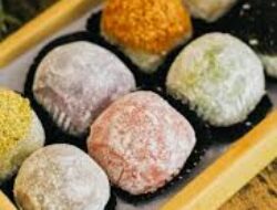 Kenapa Mochi Bisa Jadi Oleh-oleh Khas Sukabumi?
