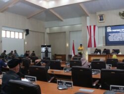 Rapat Paripurna DPRD Terkait Raperda BPR Dihadiri Bupati dan Wakil Bupati Sukabumi