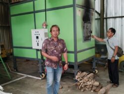 Anggota DPRD Dadang Hermawan Kunjungi Kelompok Tani Cikaramat, Tinjau Bantuan Mesin Pengering