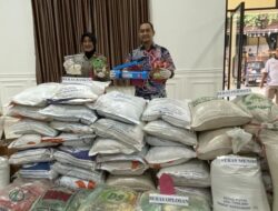 Kasus Beras Oplosan Diusut Polisi, DPR Tuntut Penindakan Tegas