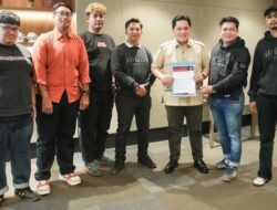 Erick Thohir Temui Ultras Garuda Indonesia, Terima Masukan untuk Kemajuan Sepak Bola Nasional