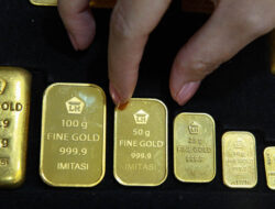 Harga Emas Antam Anjlok Rp15 Ribu, Ikuti Pelemahan Emas Global
