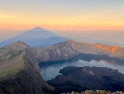 TNGR Imbau Pendaki Siaga Hadapi Musim Hujan di Gunung Rinjani